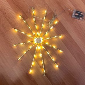 URBAN OUTFITTERS DECORATIVE STARLIGHT